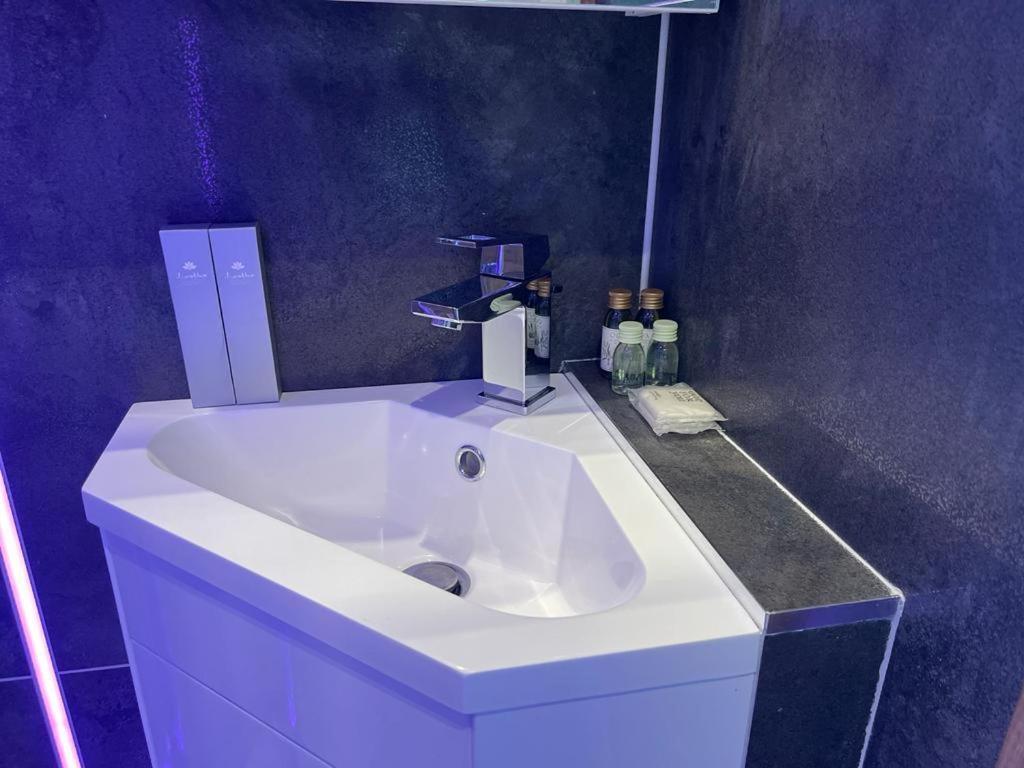 #4 Tgha Luxury One Bedroom Apartment In Атлон Экстерьер фото